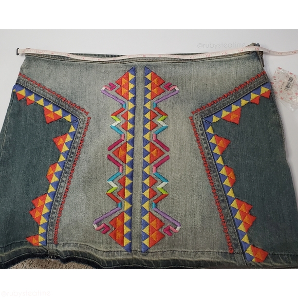 FREE PEOPLE Festival Staple, Aztec Tribal Embroidered Denim Mini Skirt, … - Picture 7 of 9